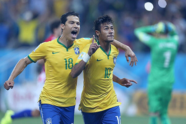 Brazil overcomes pressure and Croatia in World Cup opener - Los Angeles  Times